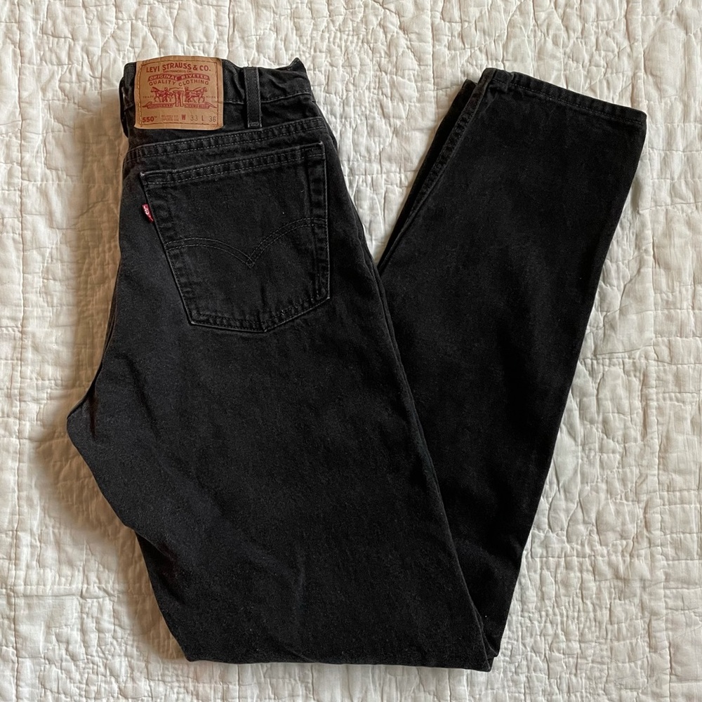 90’s Vintage Black Levi’s 550 Jeans Men’s Size 33 Waist 36 Inseam